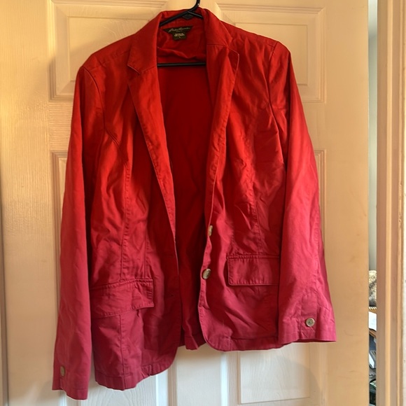 Red Eddie Bauer blazed. - Picture 1 of 3